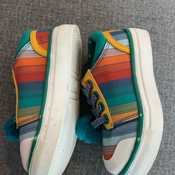 Matilda Jane Stripe Pom Pom Shoes Sz 5 - Picture 5 of 6